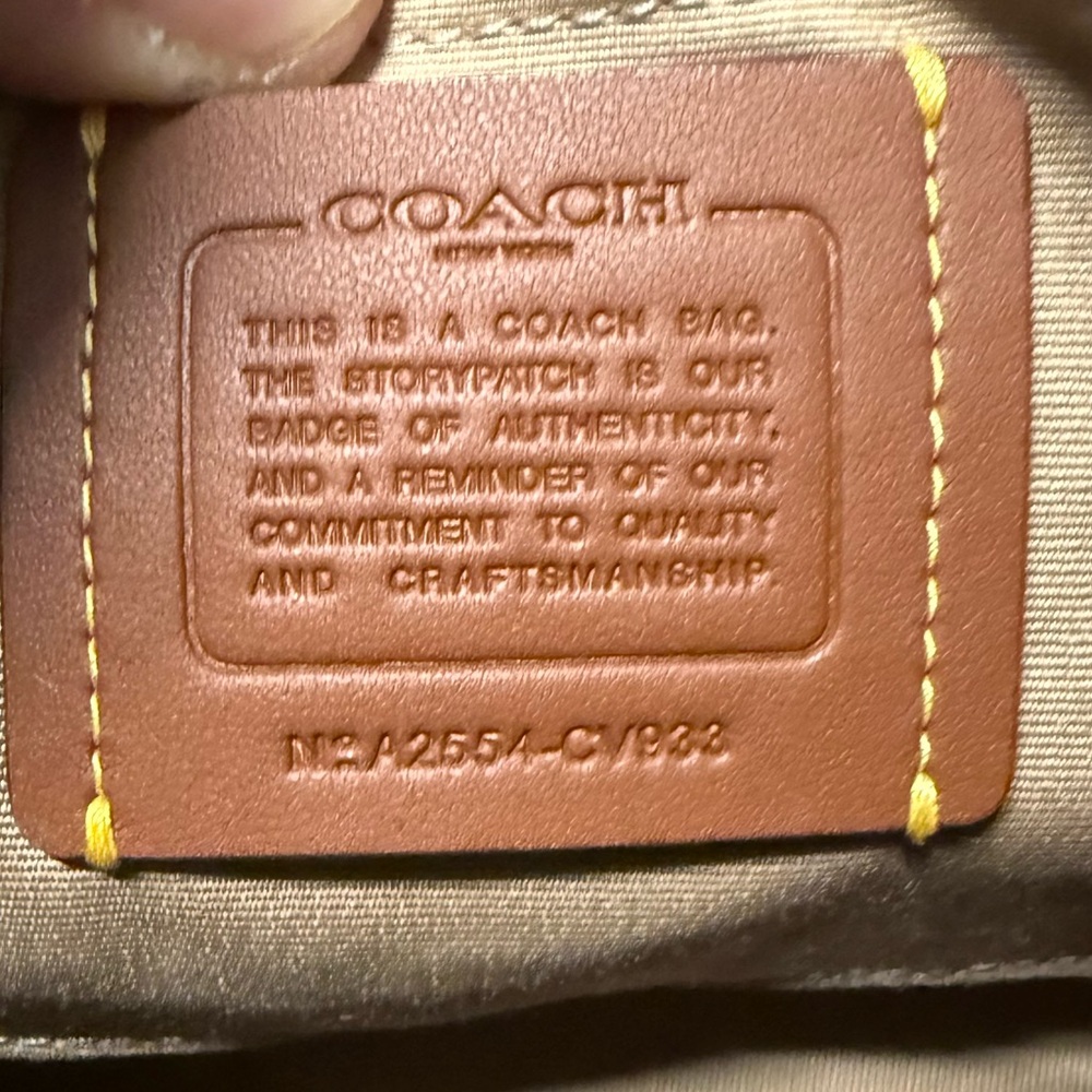 COACH Teri Shoulder Bag In Signature Canvas - Picture 8 of 8